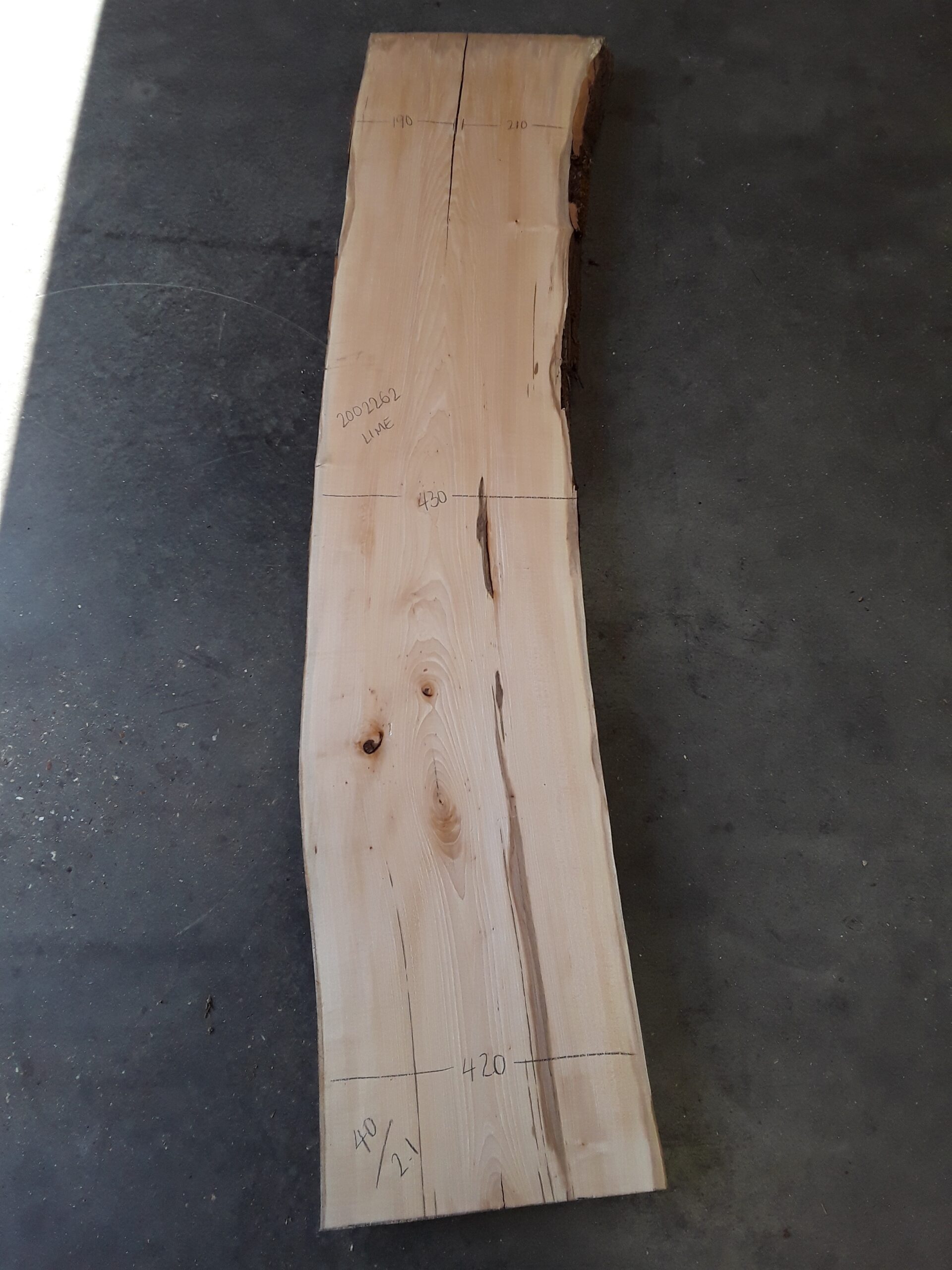 Lime - 40 mm x 410 mm x 2.1 m